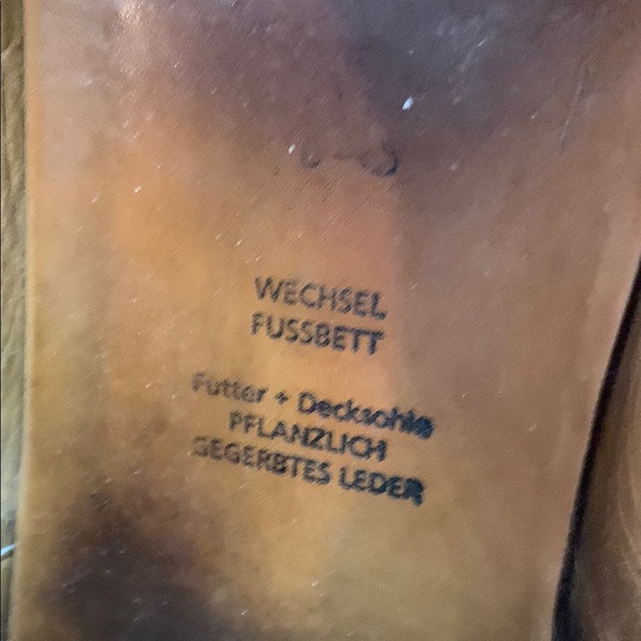 Think! Red and Tan Sneakers with Lace-Up Design - Picture 5 of 5